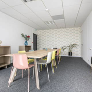 Open Space  6 postes Coworking Boulevard du Grand Cerf Poitiers 86000 - photo 5